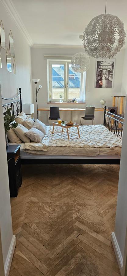 Appartement 72m2 Spacious By Rentujemy